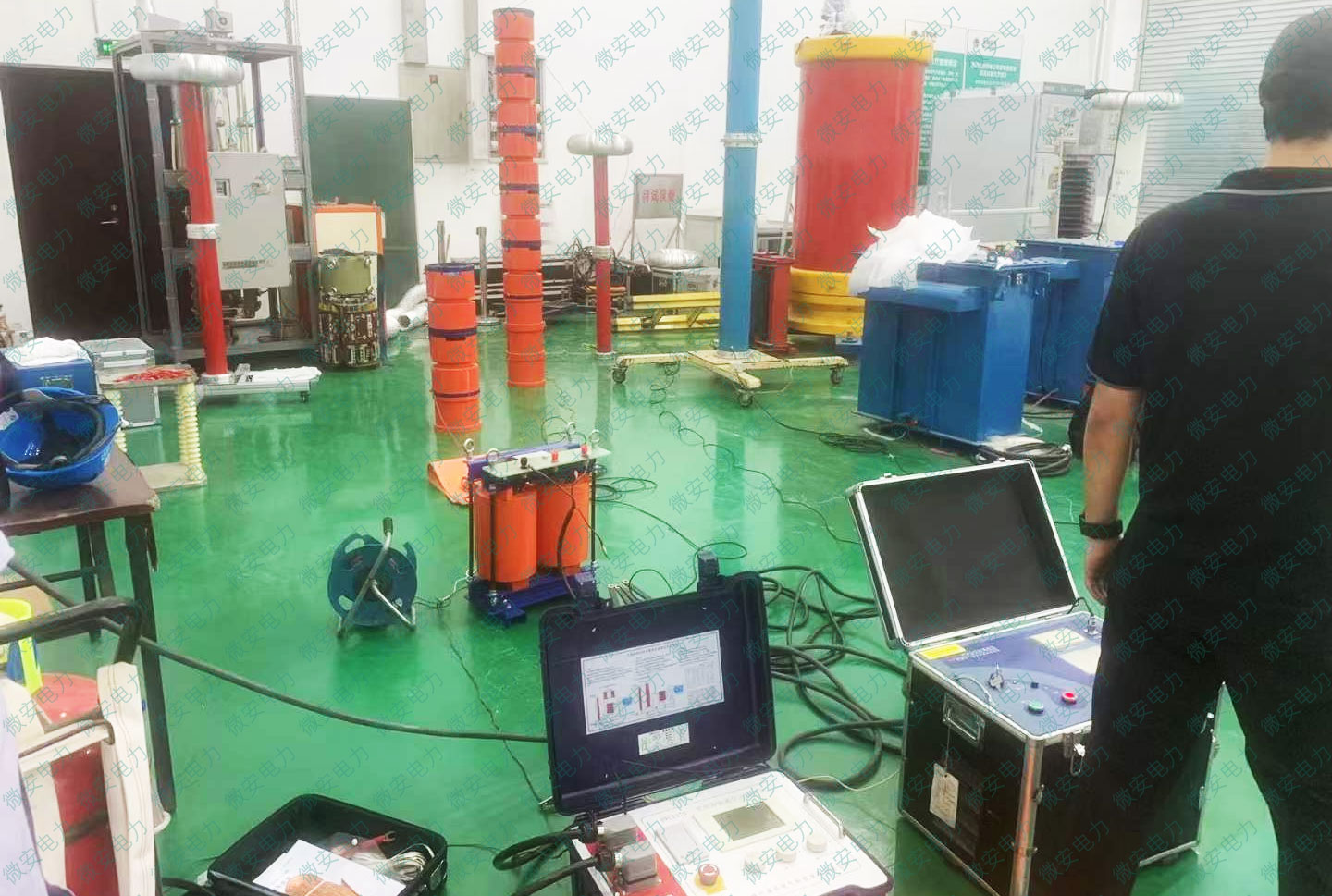 便攜式串聯(lián)諧振耐壓試驗(yàn)裝置