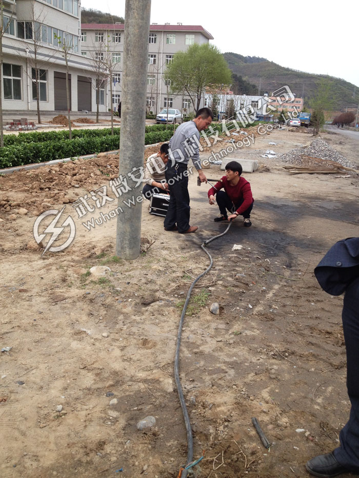 電纜故障測試儀現(xiàn)場