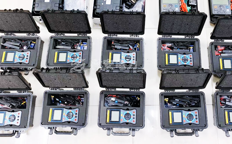 雙鉗數(shù)字相位伏安表實拍